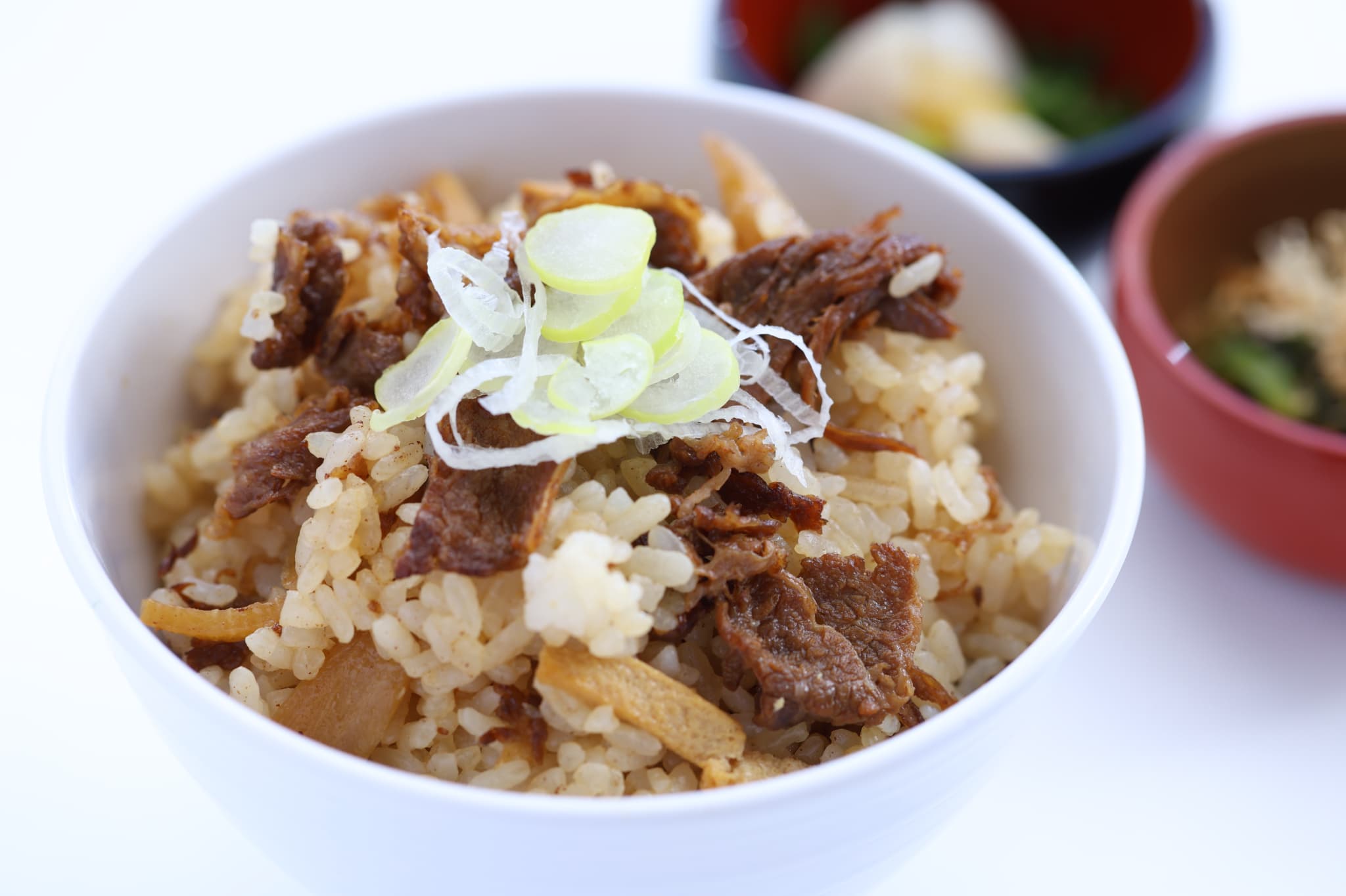 ビジネスホテル ドーミーイン岐阜駅前 朝食・飛騨牛の旨味を楽しめる「飛騨牛まぶしご飯」